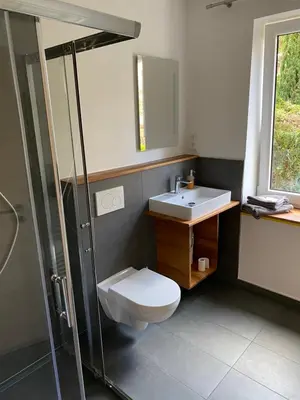 Ein Badezimmer in der Unterkunft Zentrale und schöne Ferienwohnung