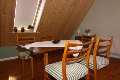 Ein Sitzbereich in der Unterkunft Gemütliche Ferienwohnung in Mallentin