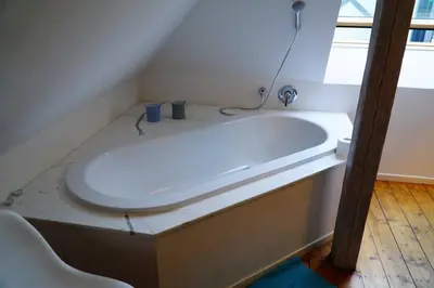 Ein Badezimmer in der Unterkunft Gemütliche 4ZKB im grünen Herzen Lübecks