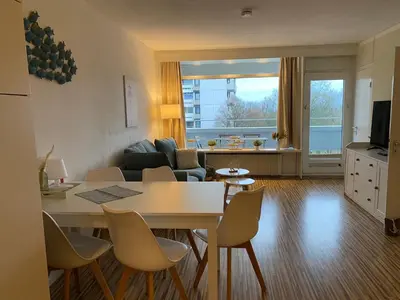 TV/Unterhaltungsangebot in der Unterkunft PANORAMIC FeWo SEESCHWALBE - Pool - Familien - strandnah - Hunde