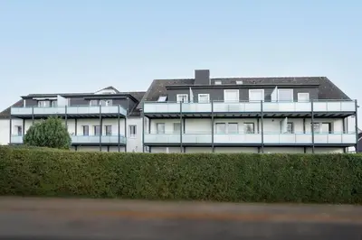 Das Gebäude in dem sich die Ferienwohnung befindet