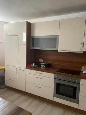 Küche/Küchenzeile in der Unterkunft Geräumige und schöne Wohnung direkt in der Lübecker Innenstadt