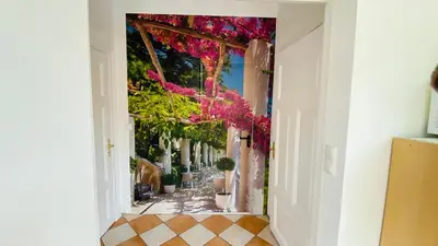 Ein Garten an der Unterkunft gemütliche Wohnung