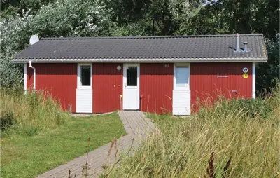 Das Gebäude in dem sich das Ferienhaus befindet