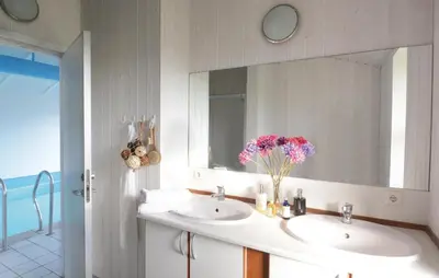 Ein Badezimmer in der Unterkunft Dünenpark 15 - Dorf 6