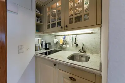 Küche/Küchenzeile in der Unterkunft Ferienwohnung Residenz App 809 - Timmendorfer Strand