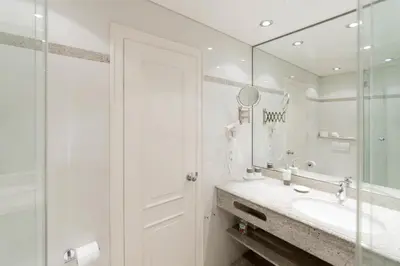 Ein Badezimmer in der Unterkunft Ferienwohnung Residenz App 812 - Timmendorfer Strand