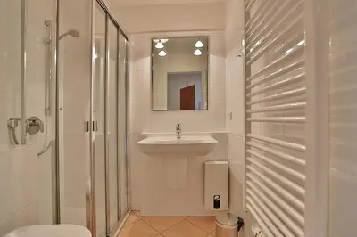 Ein Badezimmer in der Unterkunft Wohnpark Niendorf Wohnpark Niendorf Appartement 39