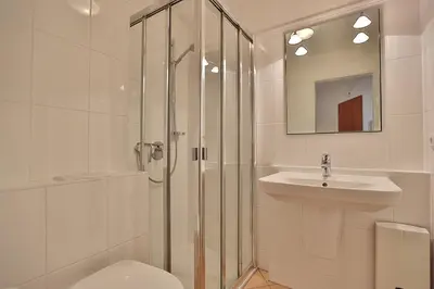 Ein Badezimmer in der Unterkunft Wohnpark Niendorf Wohnpark Niendorf Appartement 39