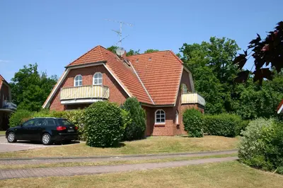 Das Gebäude in dem sich die Ferienwohnung befindet