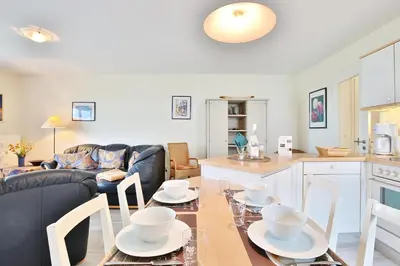 Ein Sitzbereich in der Unterkunft Strandduene Stranddüne Appartement 4