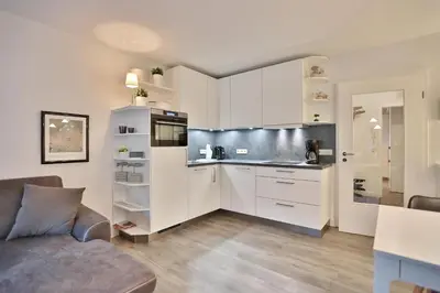Küche/Küchenzeile in der Unterkunft Residenz Alte Bergstraße Residenz Alte Bergstrasse Appartement 4