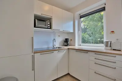Küche/Küchenzeile in der Unterkunft Haus Kastanienallee 3 Haus Kastanienallee 3 Appartement 2