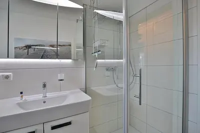 Ein Badezimmer in der Unterkunft Haus am Wiesenweg Haus am Wiesenweg 3 Appartement 04