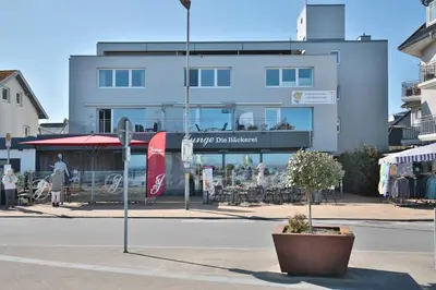 Das Gebäude in dem sich die Ferienwohnung befindet