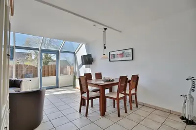 TV/Unterhaltungsangebot in der Unterkunft Strandhotel - Niendorf Strandhotel Niendorf Appartement 48