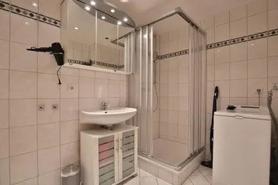 Ein Badezimmer in der Unterkunft Bädervilla Bergstraße 30 Bädervilla Bergstraße Appartement 2