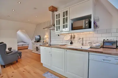 Küche/Küchenzeile in der Unterkunft Haus zur Niendorfer Sonne Haus Schwalbennest