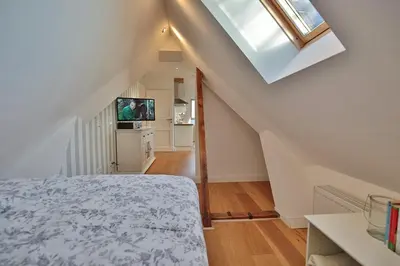 TV/Unterhaltungsangebot in der Unterkunft Haus zur Niendorfer Sonne Haus Schwalbennest