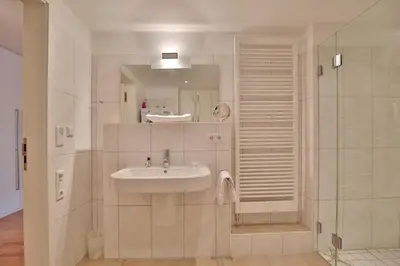 Ein Badezimmer in der Unterkunft Villa Mér Baltique Villa Mér Baltique Appartement 12