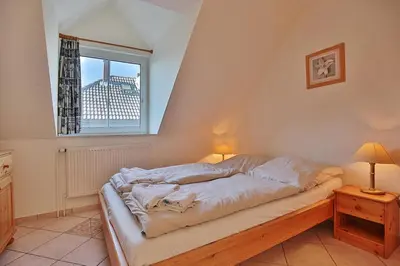 Ein Bett oder Betten in einem Zimmer der Unterkunft Gorch-Fock-Straße 16 Gorch-Fock-Str 16 Appartement 8