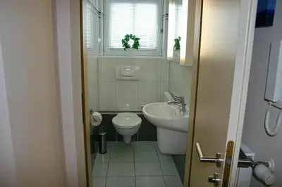 Ein Badezimmer in der Unterkunft Residenz Wolburgstraße Residenz Wolburgstraße Appartement 2