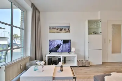 TV/Unterhaltungsangebot in der Unterkunft Maison Baltique Niendorf Maison Baltique Appartement 03