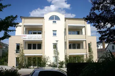 Das Gebäude in dem sich die Ferienwohnung befindet
