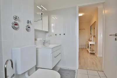 Ein Badezimmer in der Unterkunft Wohnpark am Mühlenteich Wohnpark am Mühlenteich Appartement 17