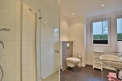Ein Badezimmer in der Unterkunft Residenz Herrenbruchstr Residenz Herrenbruchstraße 5 Appartement 1