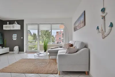 Ein Sitzbereich in der Unterkunft Gorch-Fock-Straße 16 Gorch-Fock-Str 16 Appartement 4
