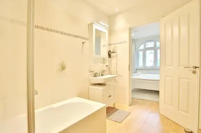 Ein Badezimmer in der Unterkunft Villa Strandallee 164 Villa Strandallee 164 Appartement 5