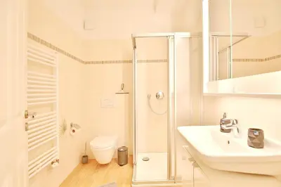 Ein Badezimmer in der Unterkunft Villa Strandallee 164 Villa Strandallee 164 Appartement 5