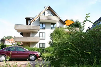 Das Gebäude in dem sich die Ferienwohnung befindet