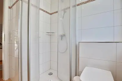 Ein Badezimmer in der Unterkunft Die Wolburg Die Wolburg Appartement 8