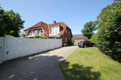 Das Gebäude in dem sich die Ferienwohnung befindet