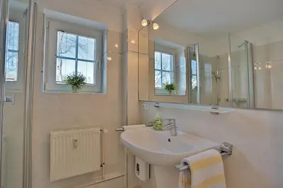 Ein Badezimmer in der Unterkunft Kurparkresidenz-Timmendorfer Strand Kurparkresidenz-Timmendorfer Strand Appartement 01