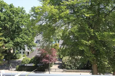 Ein Garten an der Unterkunft Villa Stern Villa Stern Appartement 09