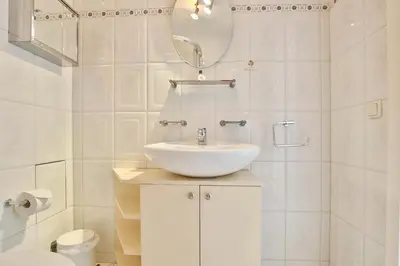 Ein Badezimmer in der Unterkunft Haus Kurparkblick Haus Kurparkblick Appartement 11