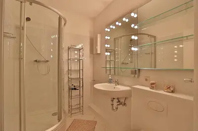 Ein Badezimmer in der Unterkunft Haus am Höppnerweg 5 Haus am Höppnerweg 5 Appartement 09
