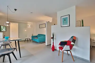 Ein Sitzbereich in der Unterkunft Haus Wolburgstraße Haus Wolburgstrasse Appartement 23