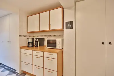 Küche/Küchenzeile in der Unterkunft Haus Wolburgstraße Haus Wolburgstrasse Appartement 23