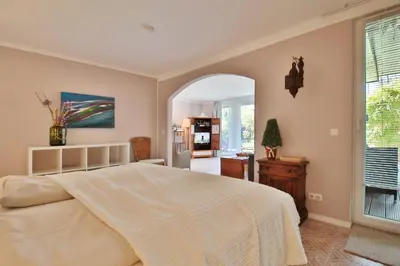 Ein Bett oder Betten in einem Zimmer der Unterkunft Ferienbungalow Erlenweg 20 Erlenweg 20 Appartement 2 Niendorf Ostsee
