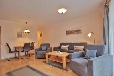 Ein Sitzbereich in der Unterkunft Gorch-Fock-Park Haus 57 Gorch-Fock-Park 57 Appartement 14