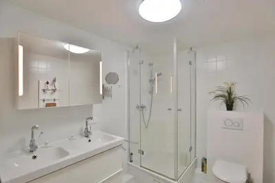 Ein Badezimmer in der Unterkunft Wohnpark am Mühlenteich Wohnpark am Mühlenteich Appartement 34