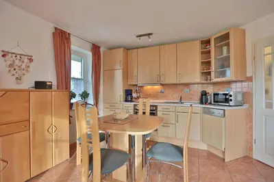 Küche/Küchenzeile in der Unterkunft Hanseaten Residenz Hanseaten-Residenz Appartement 8