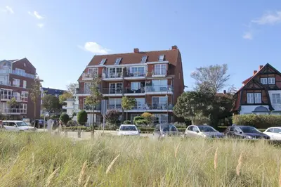 Das Gebäude in dem sich die Ferienwohnung befindet