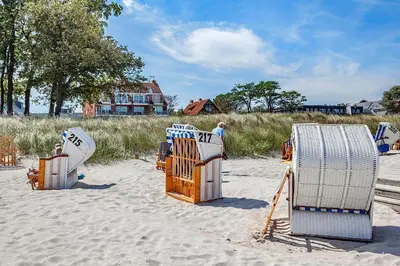 Ein Strand an oder in der Nähe der Ferienwohnung