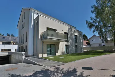 Das Gebäude in dem sich die Ferienwohnung befindet