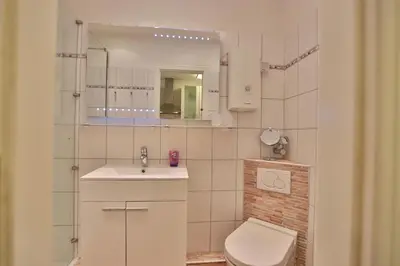 Ein Badezimmer in der Unterkunft Residenz am Hang Residenz am Hang Appartement 205